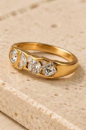 Gold Tone Floral Stone Ring - Image 4