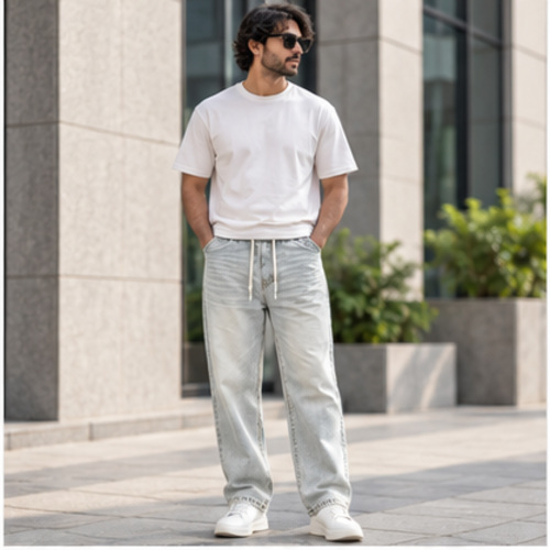 Men's Light Blue Light Fade Straight/Relaxed Denim Jeans - Image 5