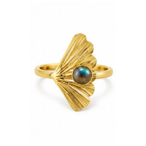 Gold Sculpted Ring