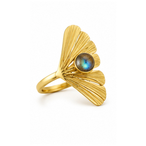 Gold Sculpted Ring - Image 2
