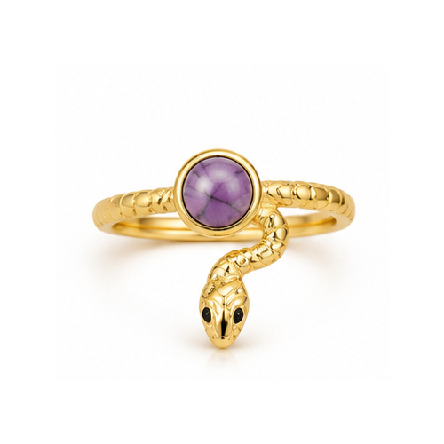 Gold Sculpted Ring - Image 7