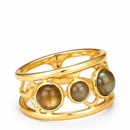 Gold Sculpted Ring - Image 4