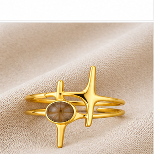 Gold Sculpted Ring - Image 3