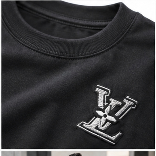 Men's Black Round Neck Short Sleeve Small chest graphic T-Shirt - Image 4