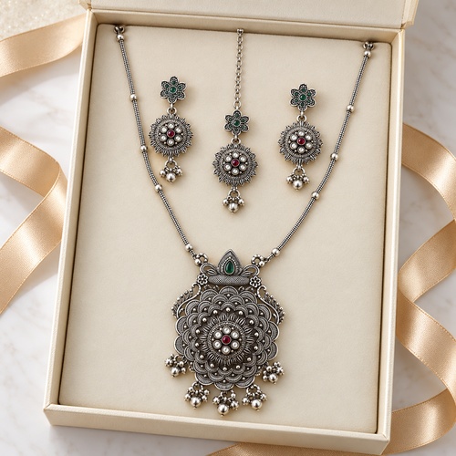Women's Long Chain Oval Floral Pendant Set - Image 4