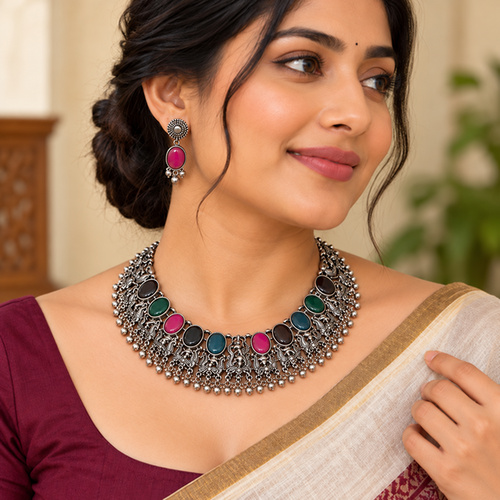 Women's Red-Green Floral Crescent Set - Image 2